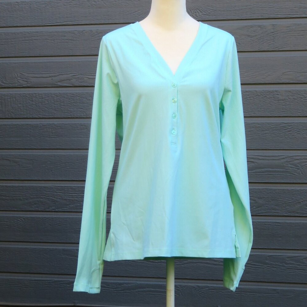 EUC Athleta Uptempo Ribbed Henley Top in Mint Green Athleisure v neck